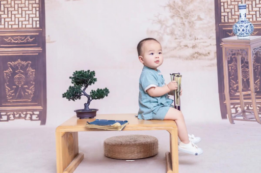 随县孕妇肚子上的黑线